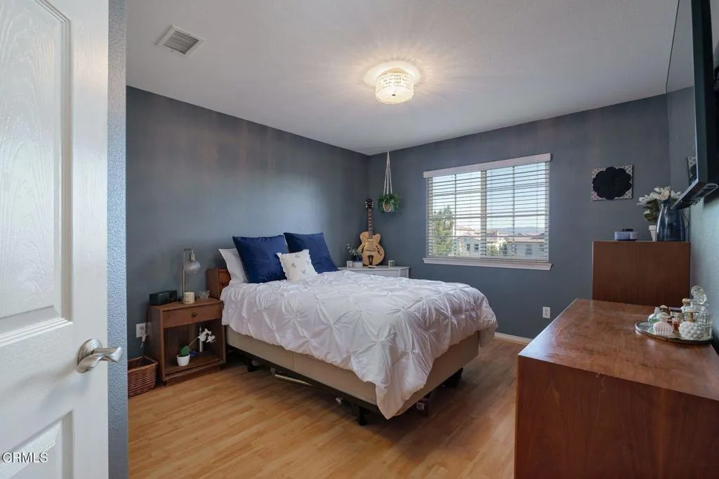 664 Corte Regalo, Camarillo, California 93010 home-pic-29