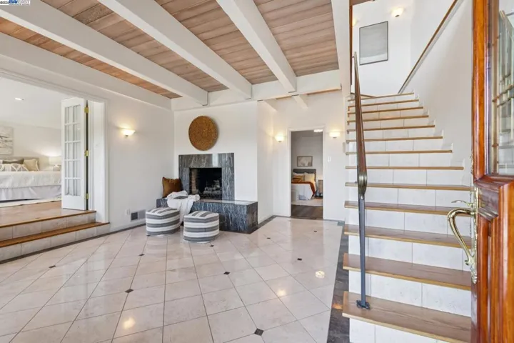 2140 Pullman Ave, Belmont, California 94002
