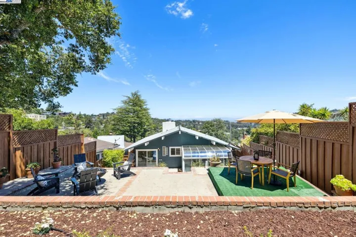 2140 Pullman Ave, Belmont, California 94002