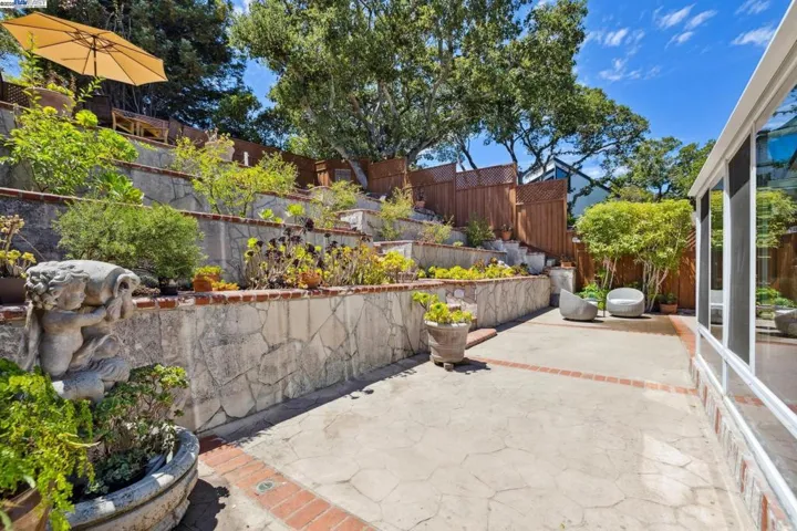 2140 Pullman Ave, Belmont, California 94002