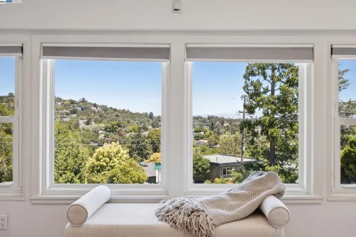 2140 Pullman Ave, Belmont, California 94002