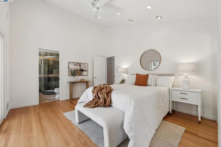2140 Pullman Ave, Belmont, California 94002