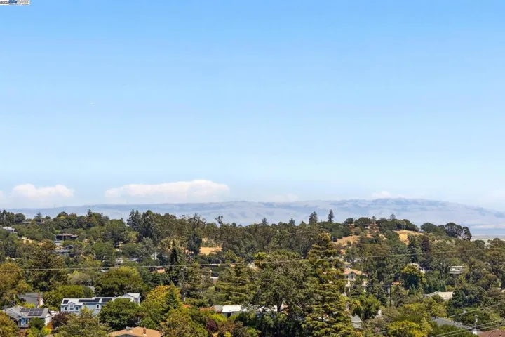 2140 Pullman Ave, Belmont, California 94002
