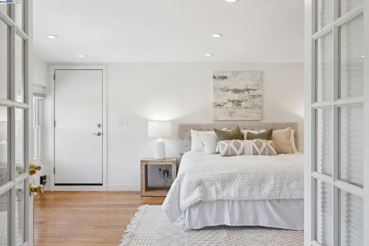2140 Pullman Ave, Belmont, California 94002