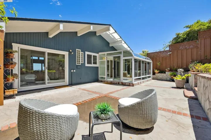 2140 Pullman Ave, Belmont, California 94002