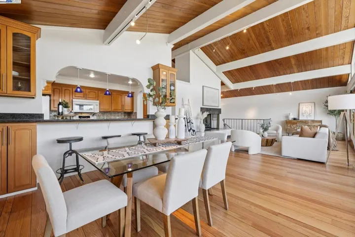 2140 Pullman Ave, Belmont, California 94002