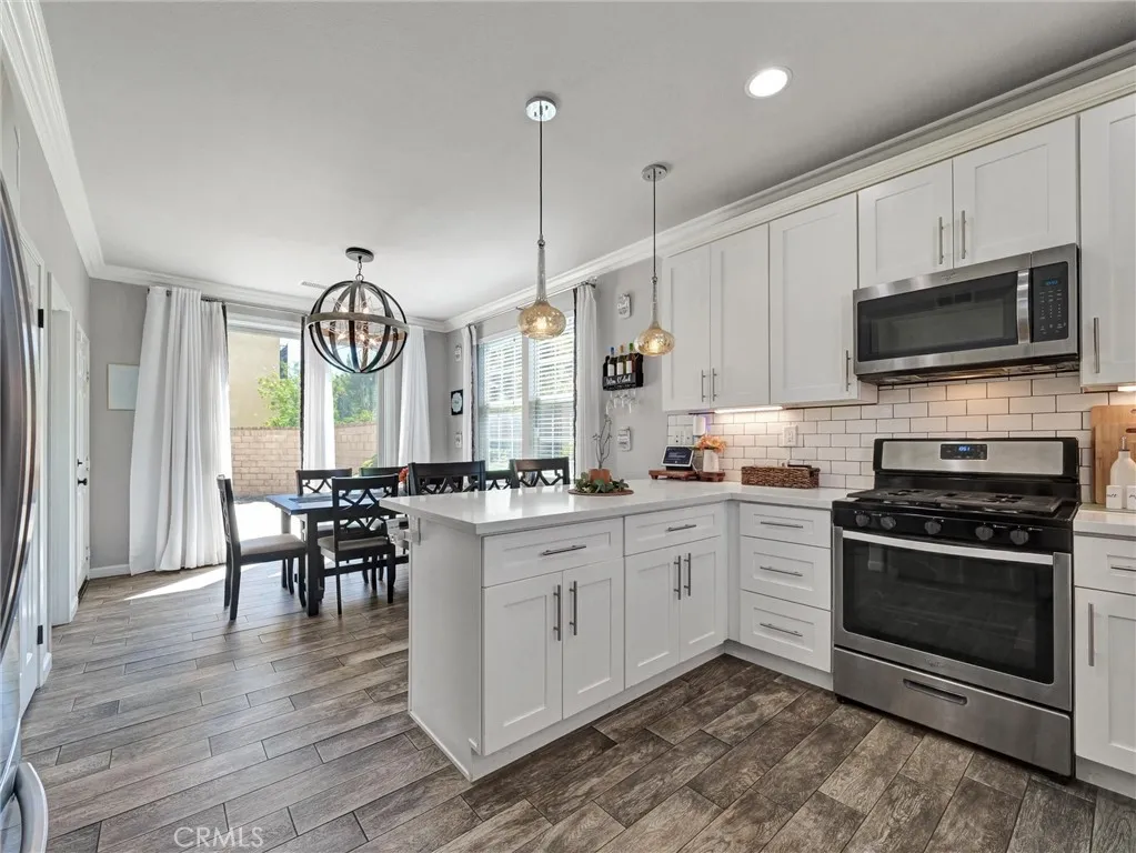 4195 Windspring Street, Corona, California 92883 home-pic-10