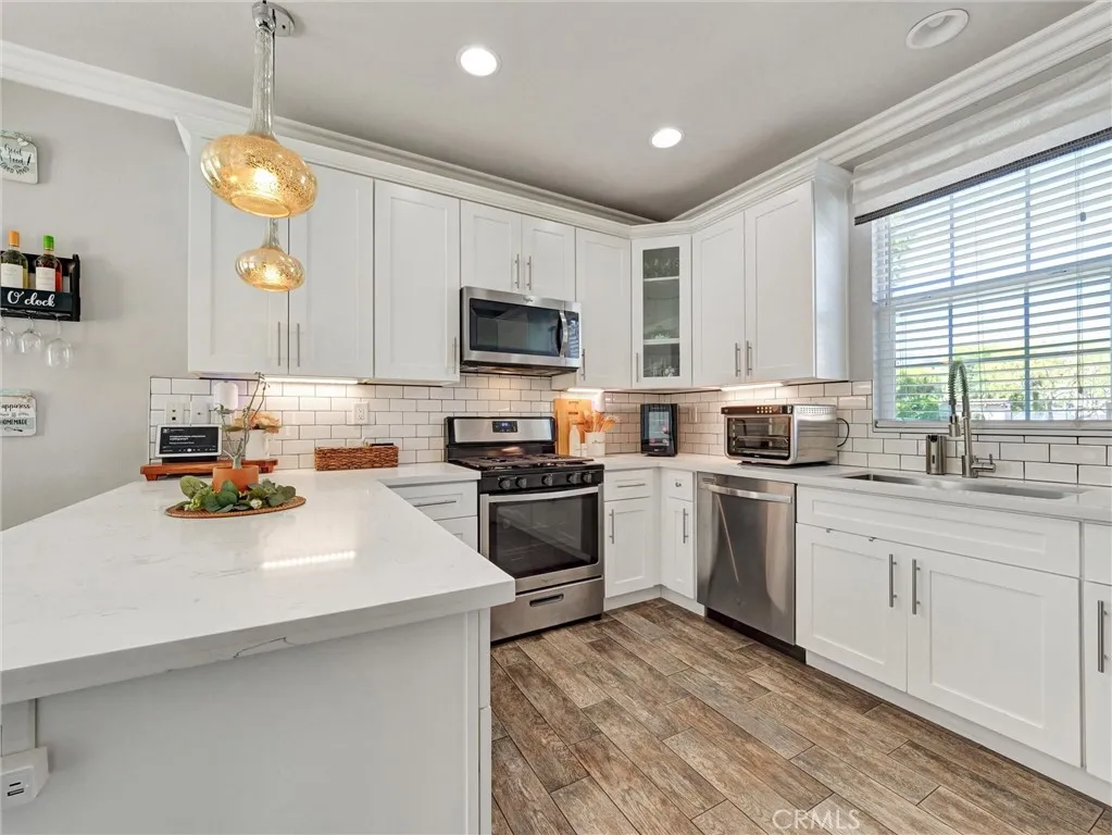 4195 Windspring Street, Corona, California 92883 home-pic-9