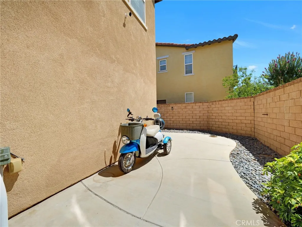 4195 Windspring Street, Corona, California 92883 home-pic-29