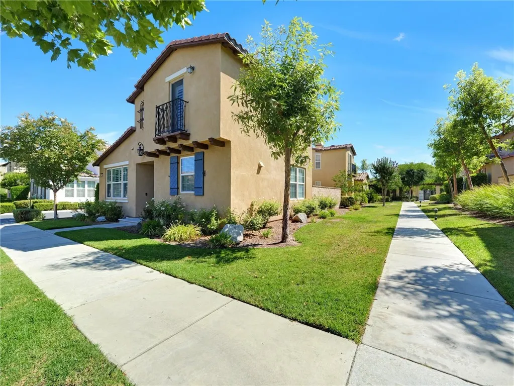 4195 Windspring Street, Corona, California 92883 home-pic-1