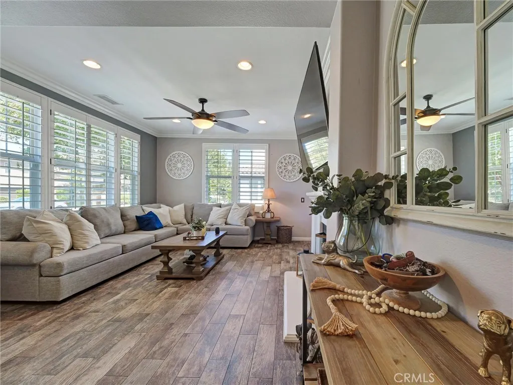 4195 Windspring Street, Corona, California 92883 home-pic-11