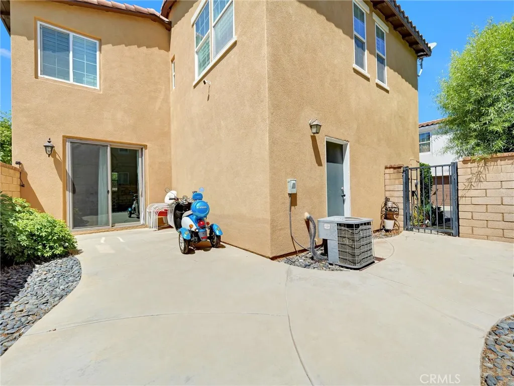 4195 Windspring Street, Corona, California 92883 home-pic-28