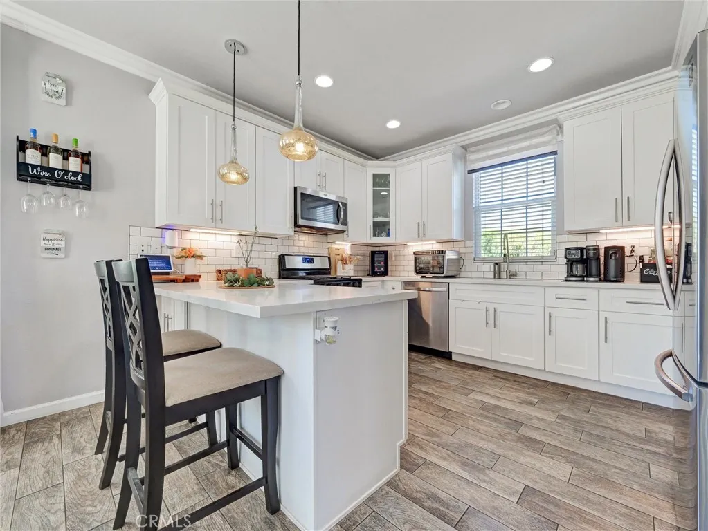 4195 Windspring Street, Corona, California 92883 home-pic-6