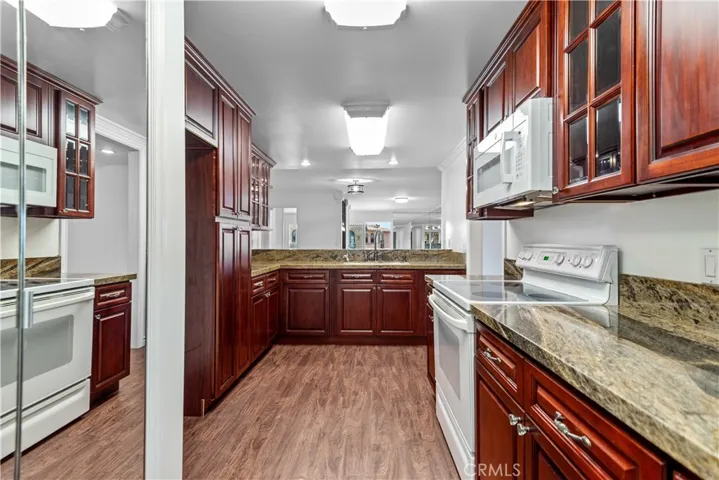 700 Esplanade 2, Redondo Beach, California 90277