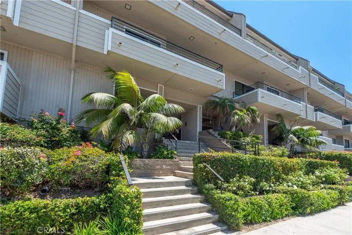 700 Esplanade 2, Redondo Beach, California 90277