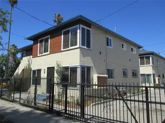 346 W Palm Street, Compton, California 90220