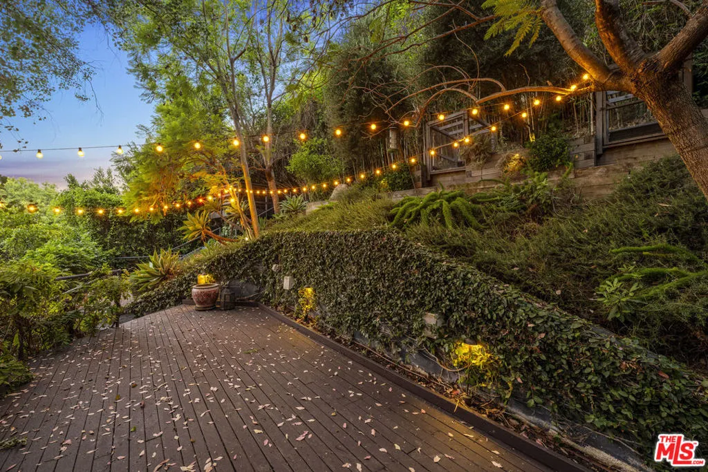 3625 Lowry Road, Los Angeles, California 90027 home-pic-56