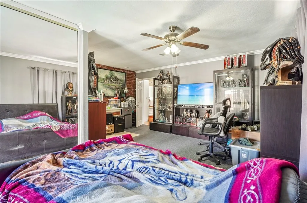 826 Del Valle Avenue, La Puente, California 91744 home-pic-25