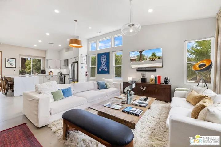 1122 E Via San Michael Road, Palm Springs, California 92262