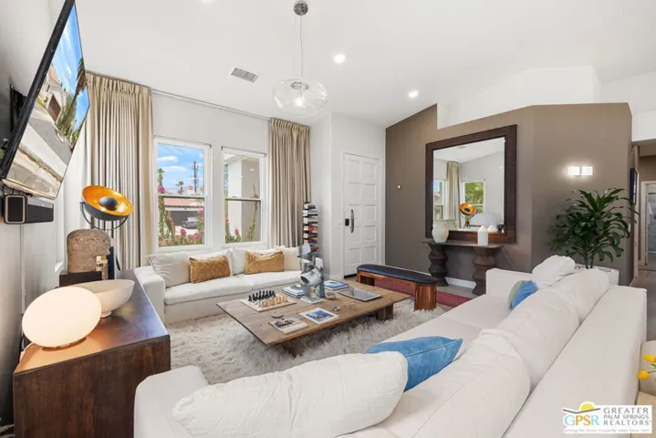 1122 E Via San Michael Road, Palm Springs, California 92262