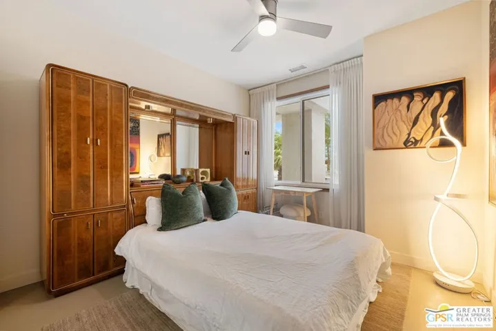 1122 E Via San Michael Road, Palm Springs, California 92262