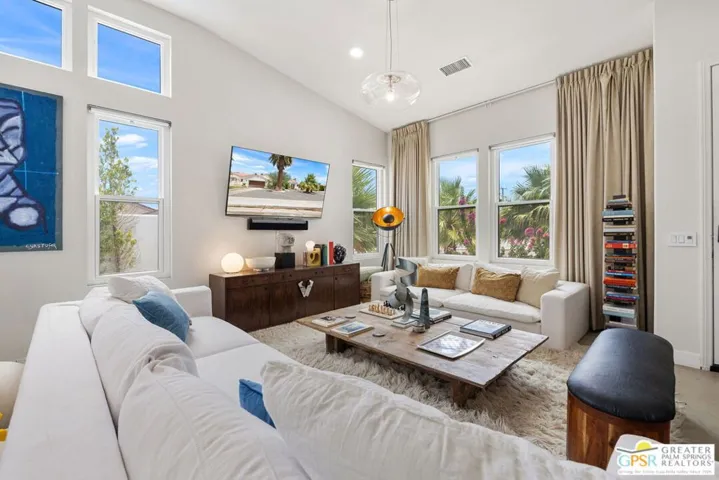 1122 E Via San Michael Road, Palm Springs, California 92262