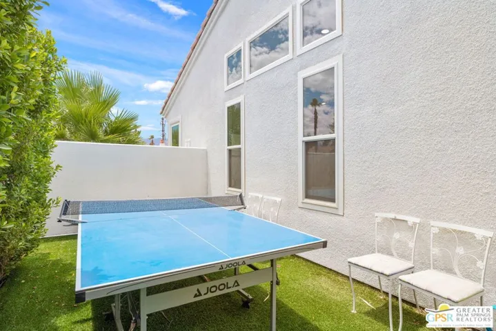 1122 E Via San Michael Road, Palm Springs, California 92262