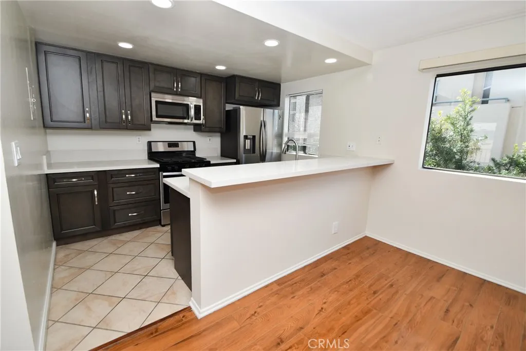 11852 Washington Place 1, Los Angeles, California 90066 home-pic-7