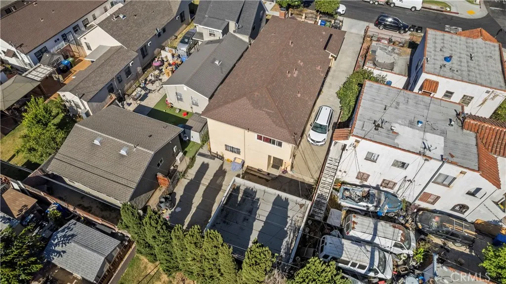 3887 S Van Ness Avenue, Los Angeles, California 90062 home-pic-7