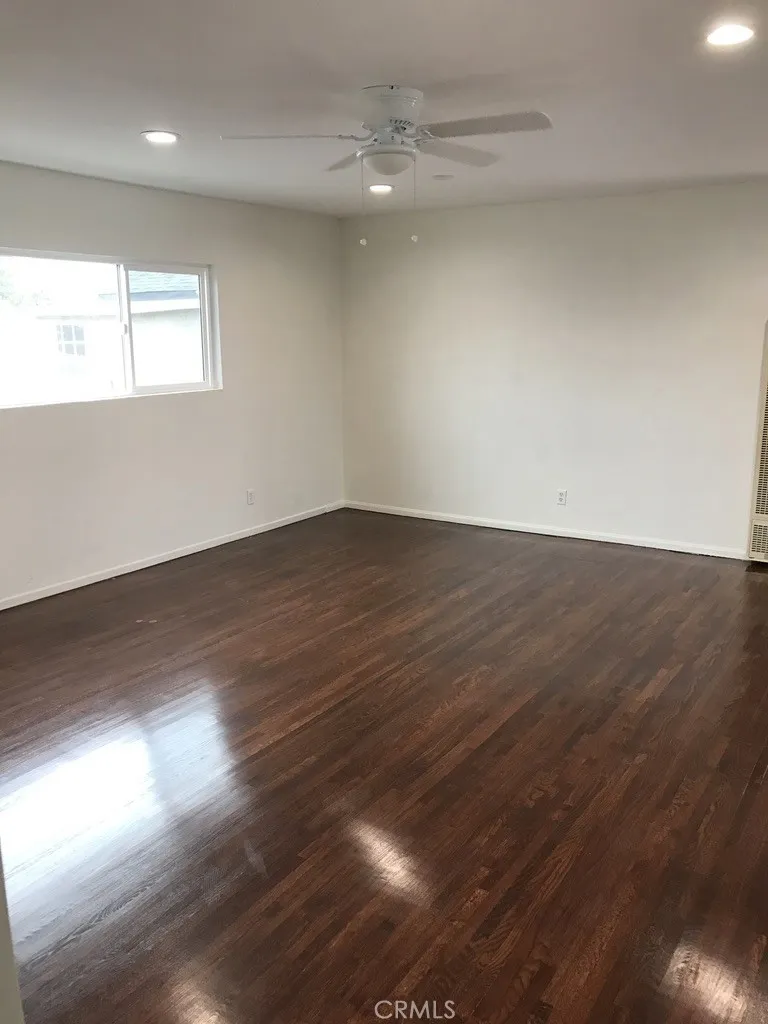 3887 S Van Ness Avenue, Los Angeles, California 90062 home-pic-23