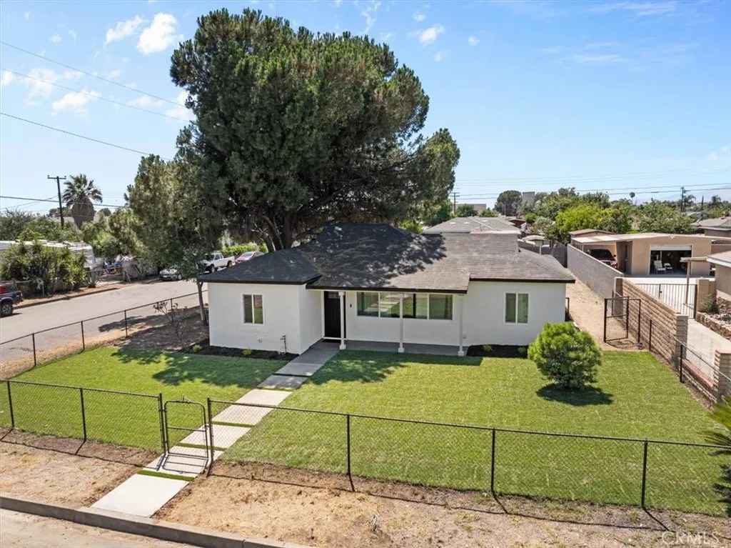 8316 Reseda Avenue, Fontana, California 92335 home-pic-0