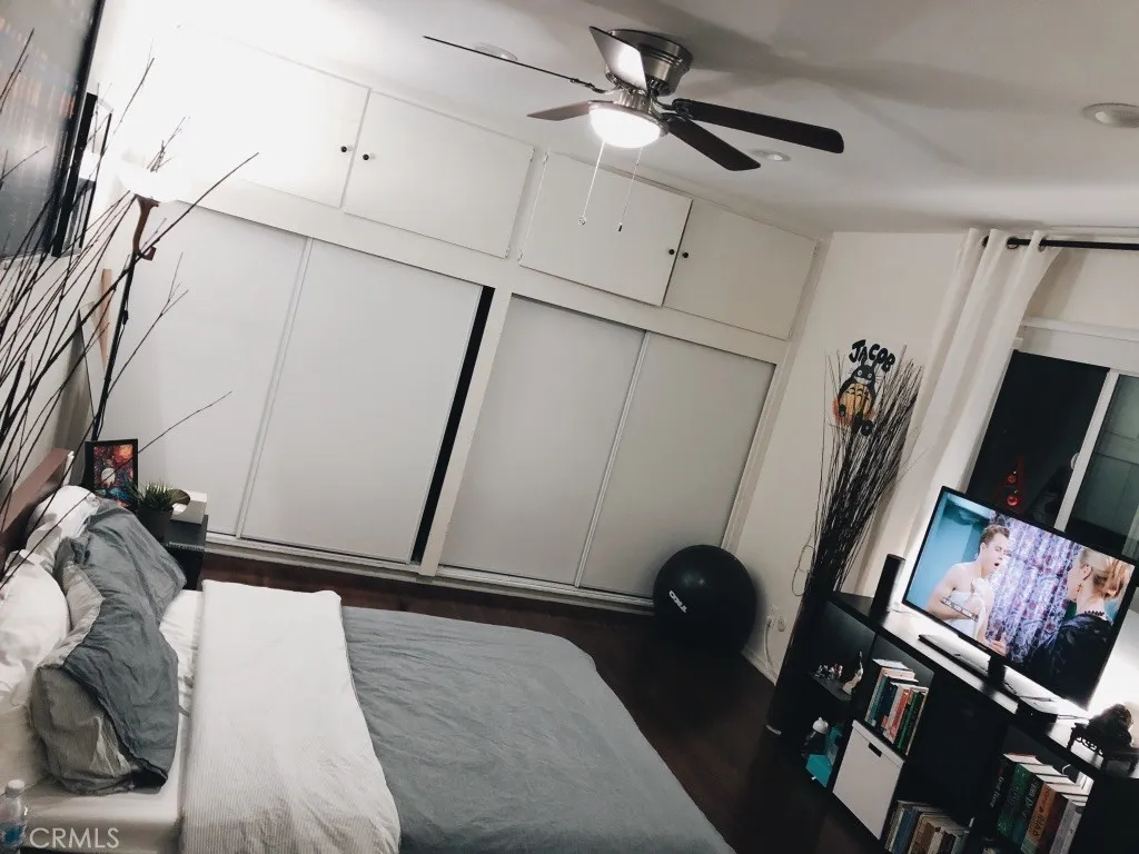 3887 S Van Ness Avenue, Los Angeles, California 90062 home-pic-13
