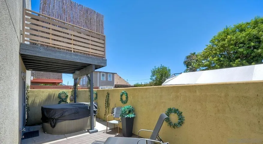 Hot Tub conveniently covered by the second level balcony.