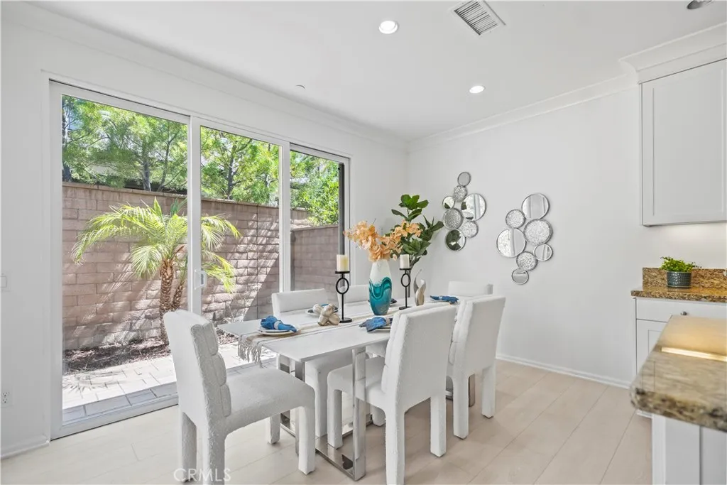 157 Rodeo, Irvine, California 92602 home-pic-21