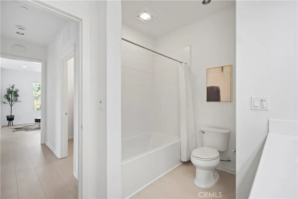 157 Rodeo, Irvine, California 92602 home-pic-44