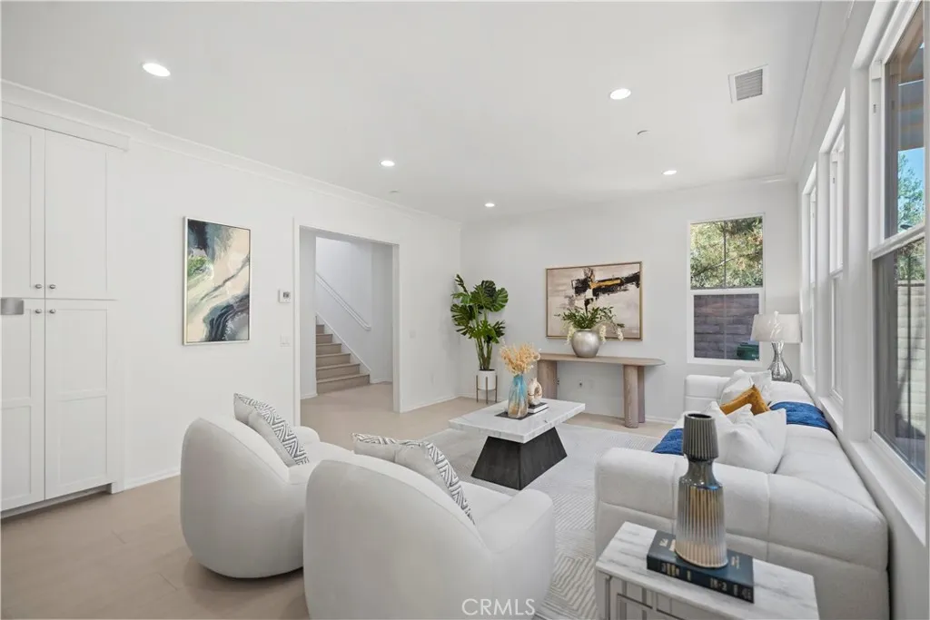 157 Rodeo, Irvine, California 92602 home-pic-14