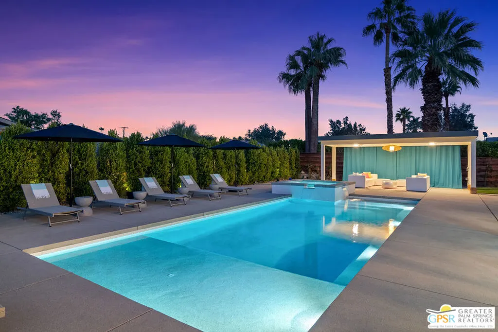 888 E El Conquistador, Palm Springs, California 92262 home-pic-67
