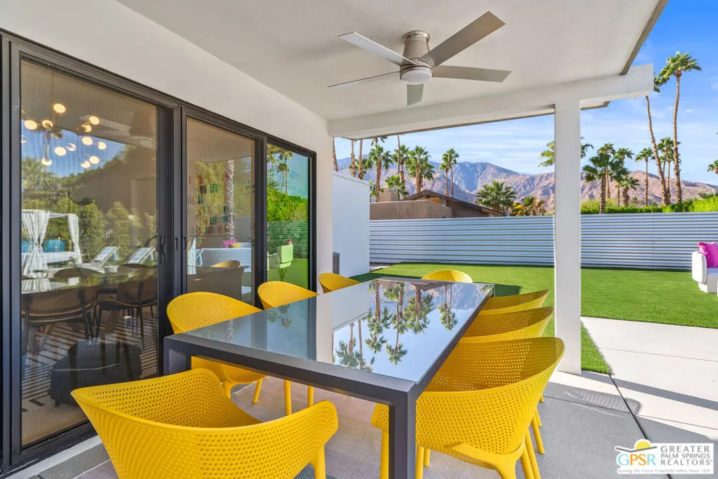 888 E El Conquistador, Palm Springs, California 92262 home-pic-45