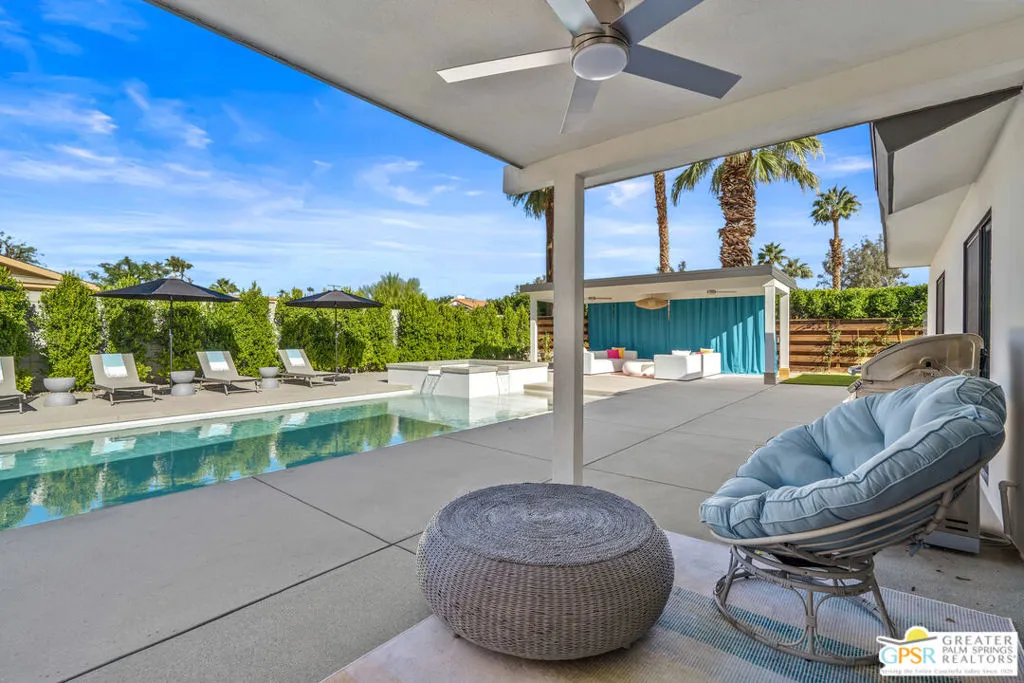 888 E El Conquistador, Palm Springs, California 92262 home-pic-58