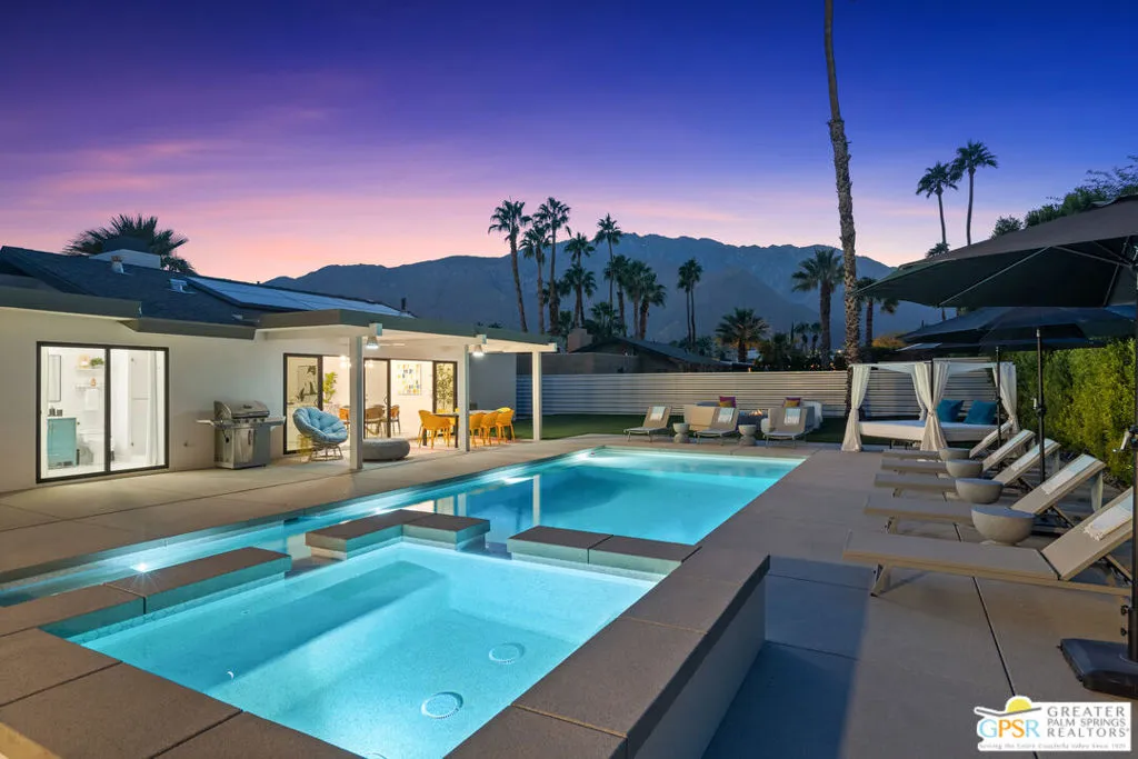 888 E El Conquistador, Palm Springs, California 92262 home-pic-72