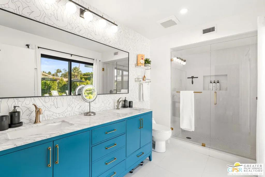 888 E El Conquistador, Palm Springs, California 92262 home-pic-34