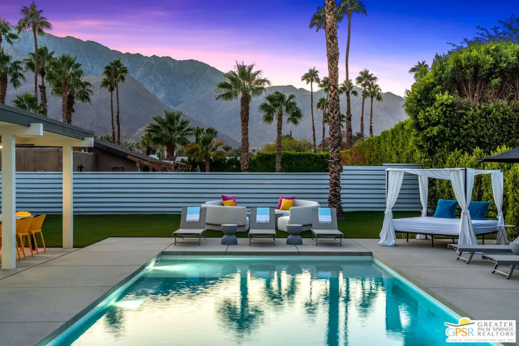 888 E El Conquistador, Palm Springs, California 92262 home-pic-59