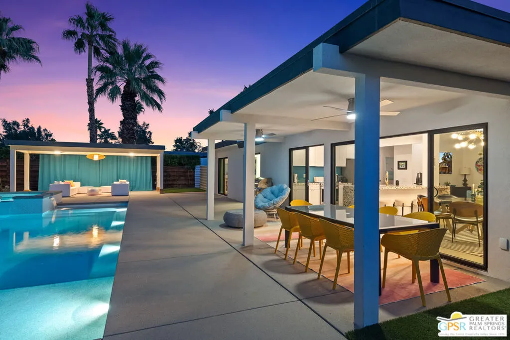 888 E El Conquistador, Palm Springs, California 92262 home-pic-66