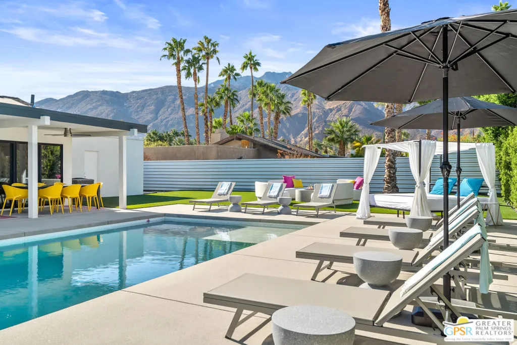 888 E El Conquistador, Palm Springs, California 92262 home-pic-53