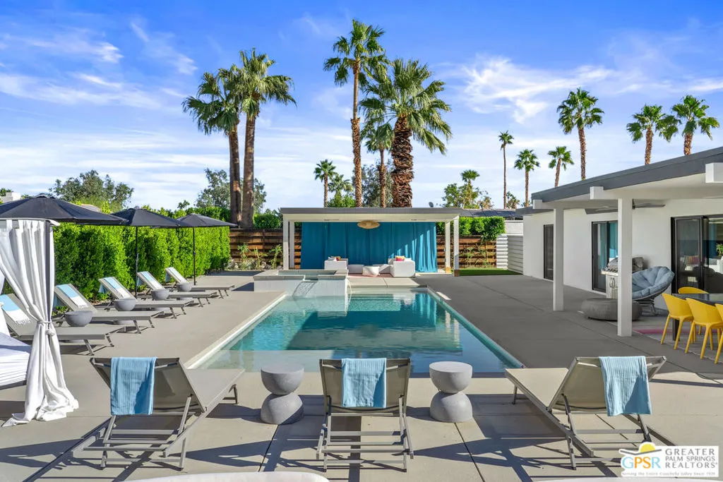 888 E El Conquistador, Palm Springs, California 92262 home-pic-43