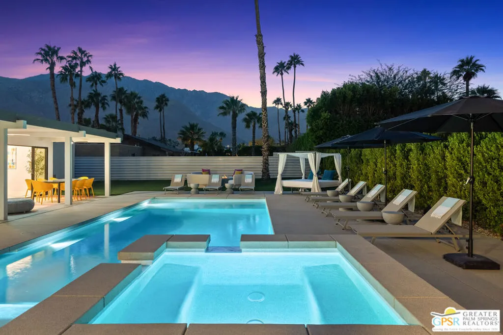 888 E El Conquistador, Palm Springs, California 92262 home-pic-71