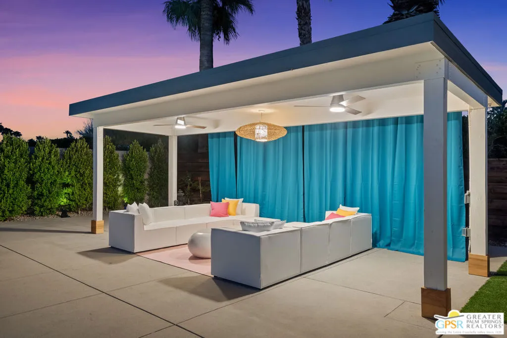 888 E El Conquistador, Palm Springs, California 92262 home-pic-75