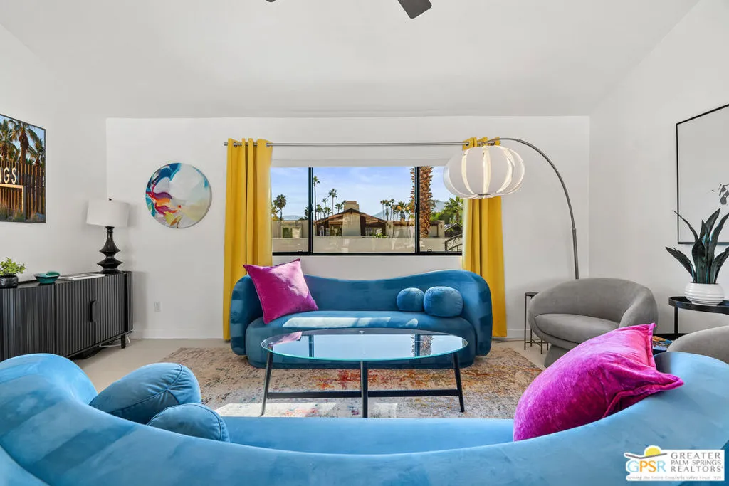 888 E El Conquistador, Palm Springs, California 92262 home-pic-11