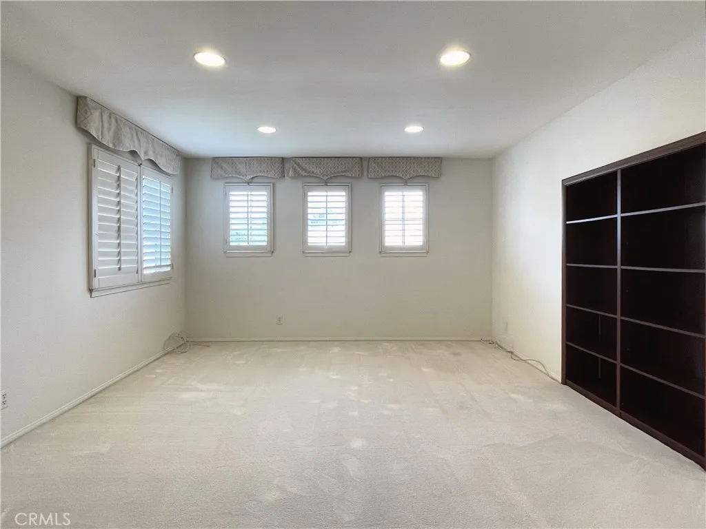2nd floor loft