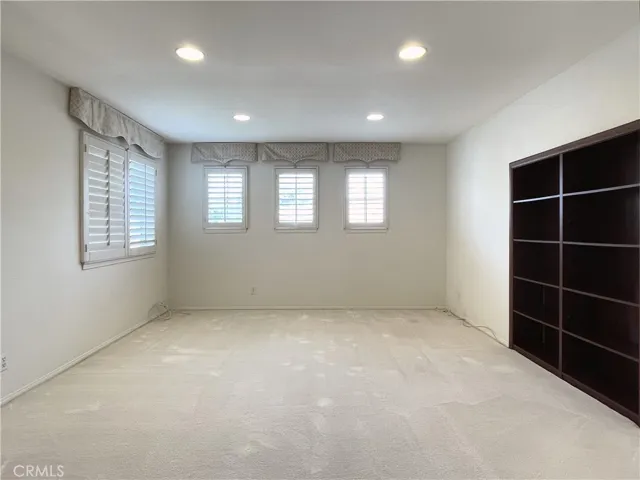 2nd floor loft